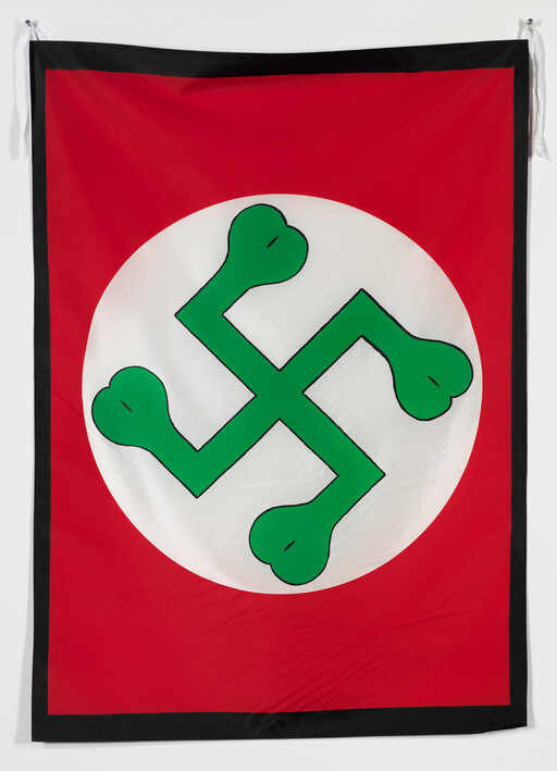 Large red flag with a white circle centered and a green crossed-bone symbol inside.