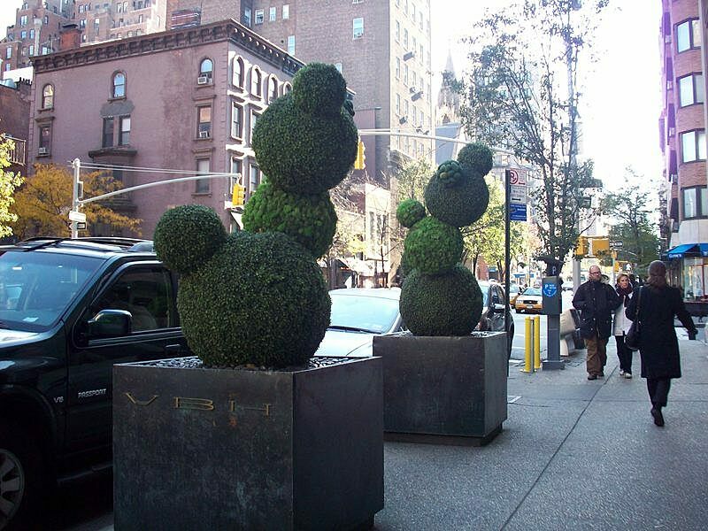 Garden sculptures