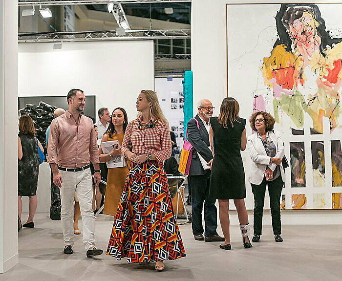 Contemporaries members tour the Miami Art Basel fair in 2014