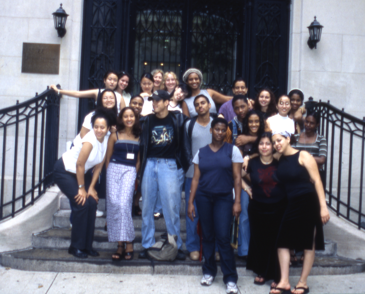 Group photo of Youth Insight Participants at the Whitney Museum in 1998-1999.